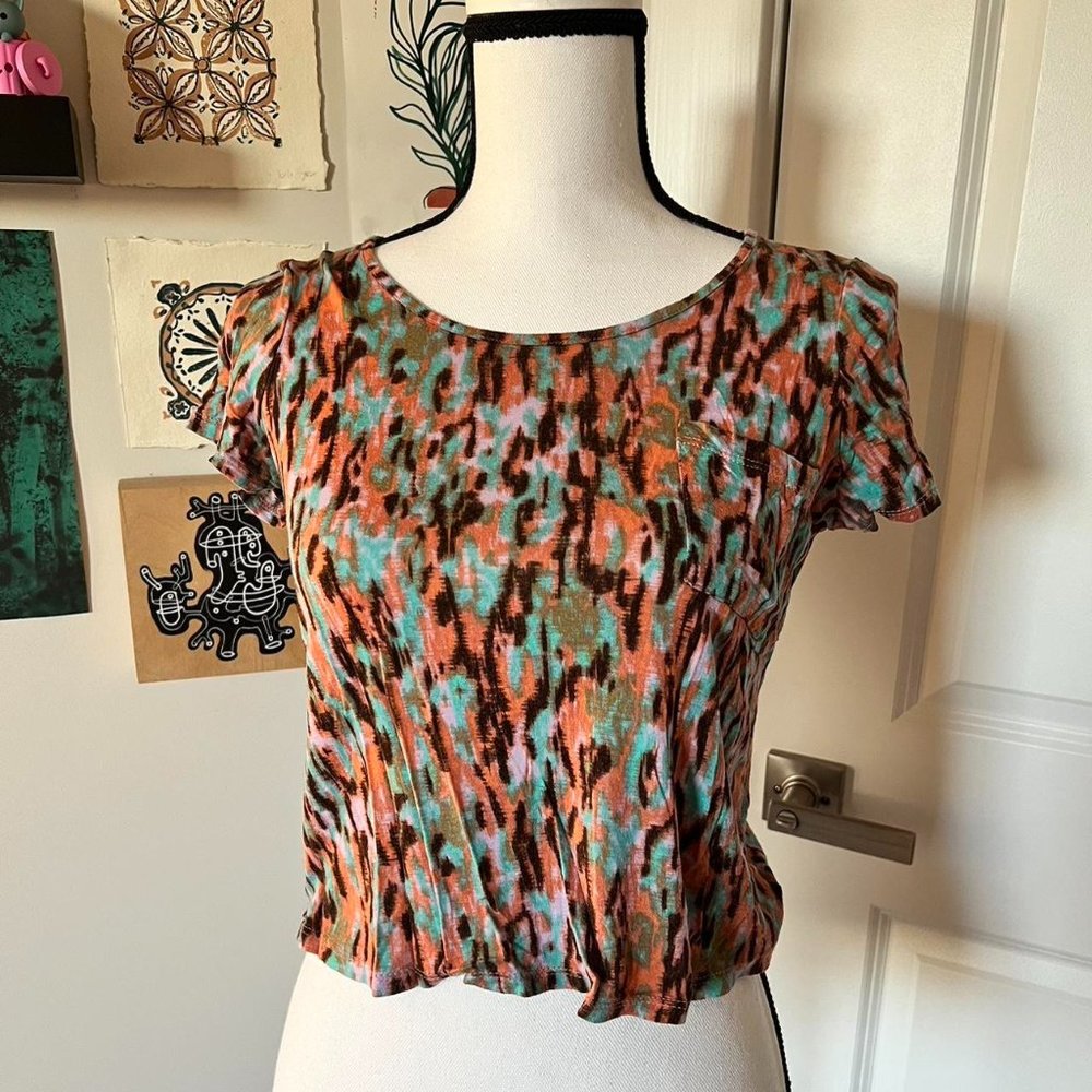 Sparkle and fade zip back crop hi low top